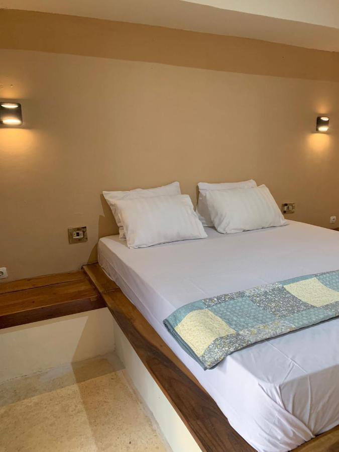 Lombok Coconut Hotel Mangsit Екстер'єр фото