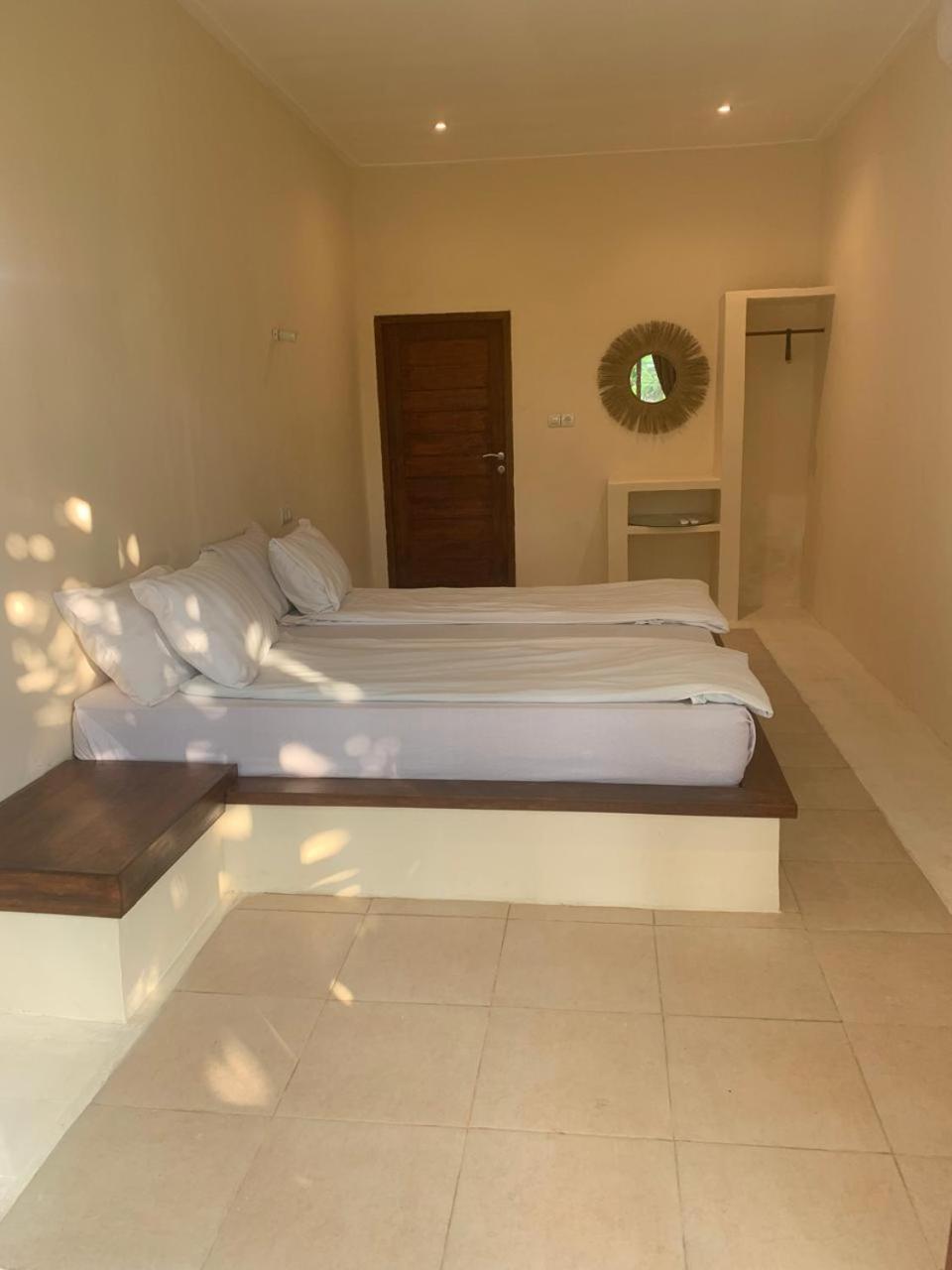 Lombok Coconut Hotel Mangsit Екстер'єр фото