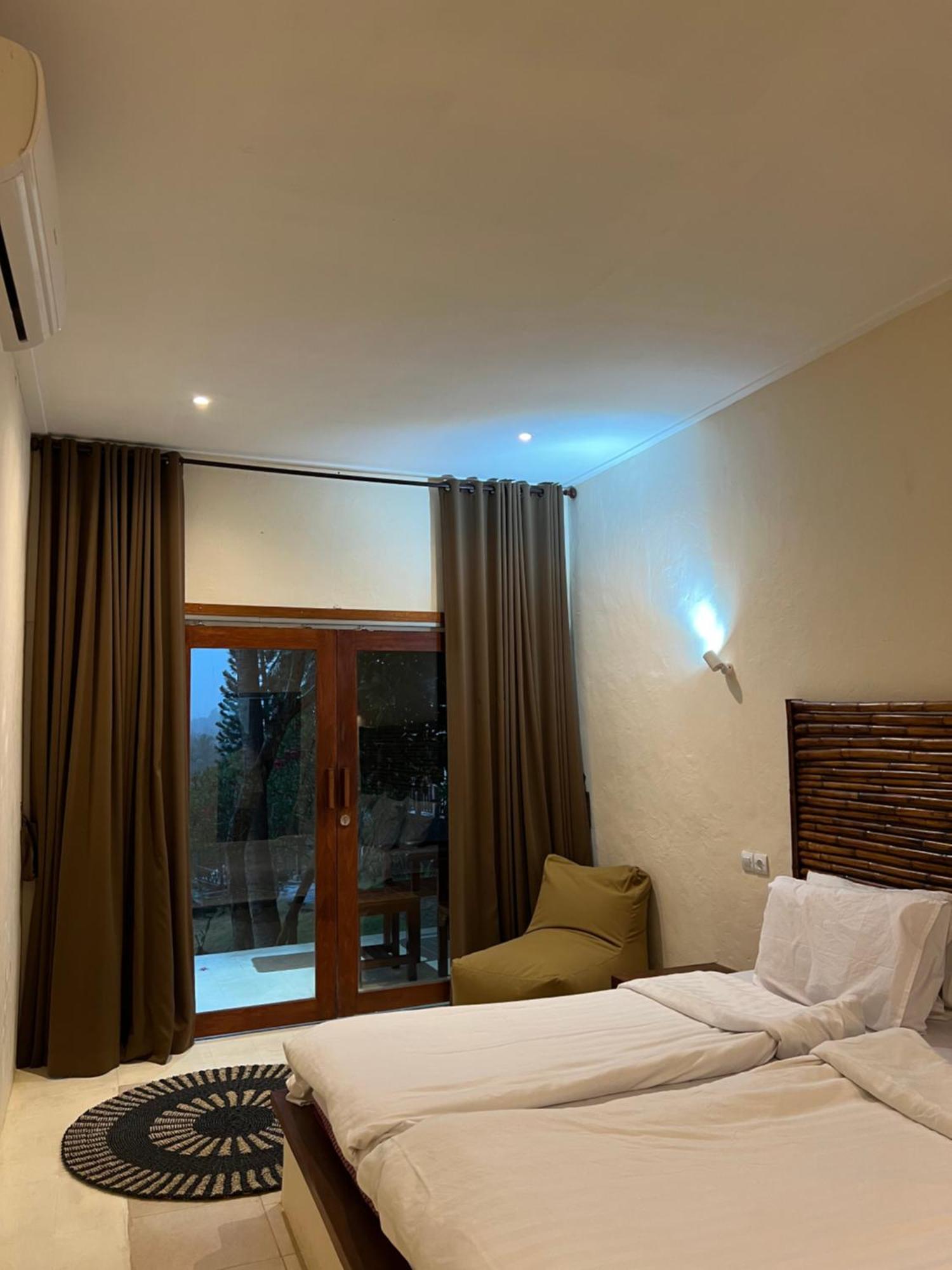 Lombok Coconut Hotel Mangsit Екстер'єр фото
